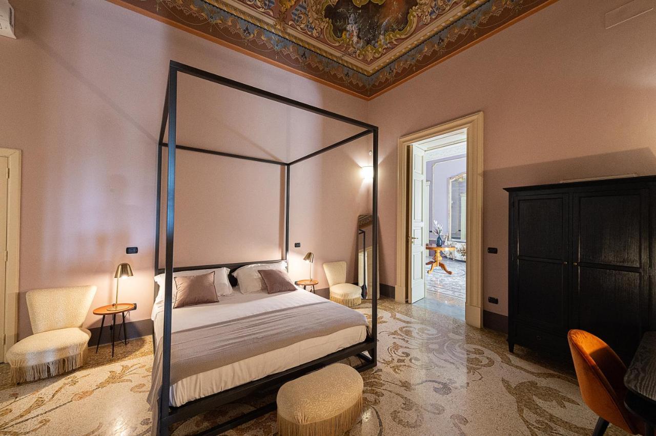 Palazzo Francesco Grassi Bed & Breakfast Aradeo Ngoại thất bức ảnh
