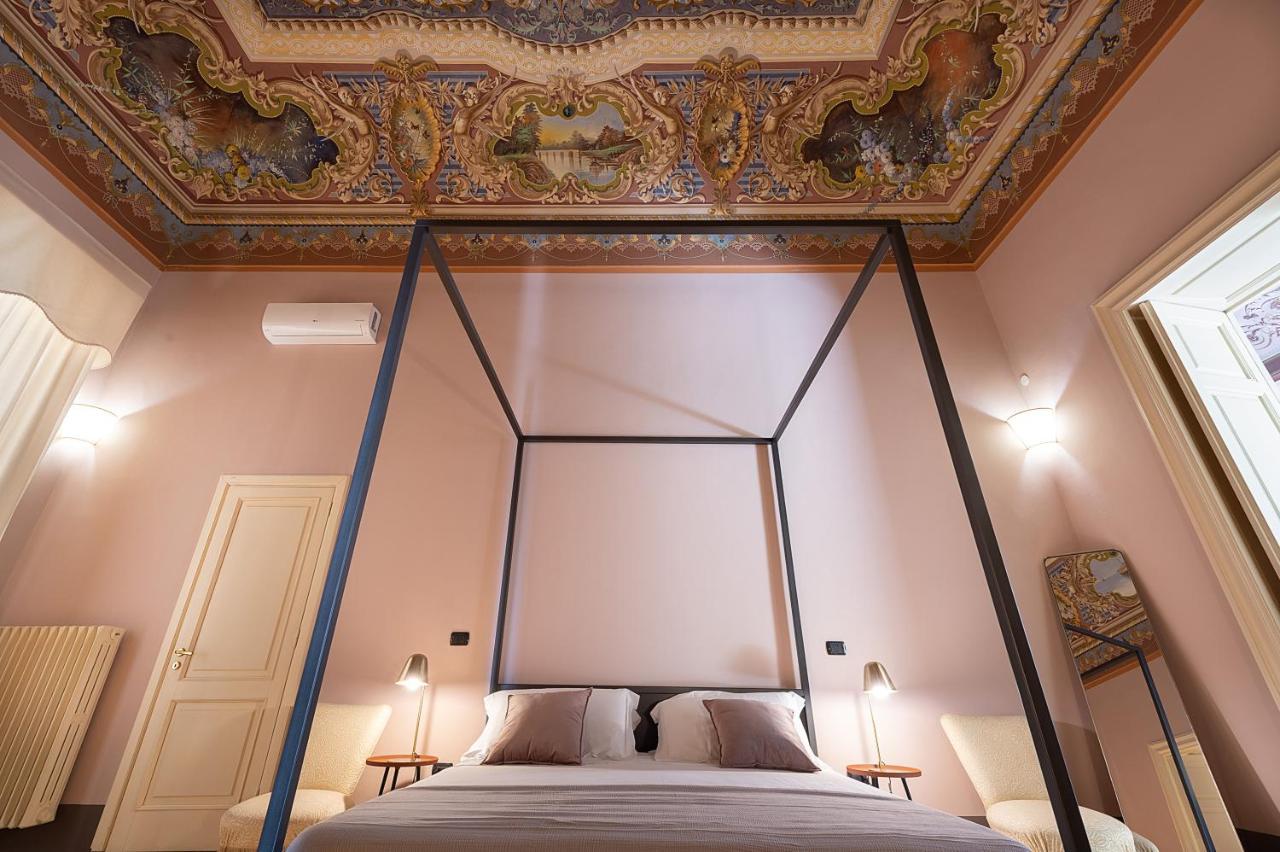 Palazzo Francesco Grassi Bed & Breakfast Aradeo Ngoại thất bức ảnh