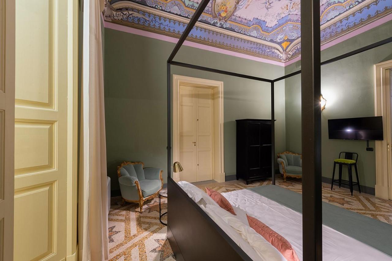 Palazzo Francesco Grassi Bed & Breakfast Aradeo Ngoại thất bức ảnh